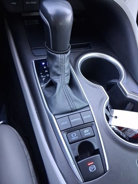 Used 2022 Toyota Camry XLE w/ Cold Weather Package FWD image 28