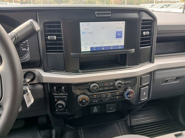 New 2026 Ford F350 XL w/ XL Chrome Package image 18