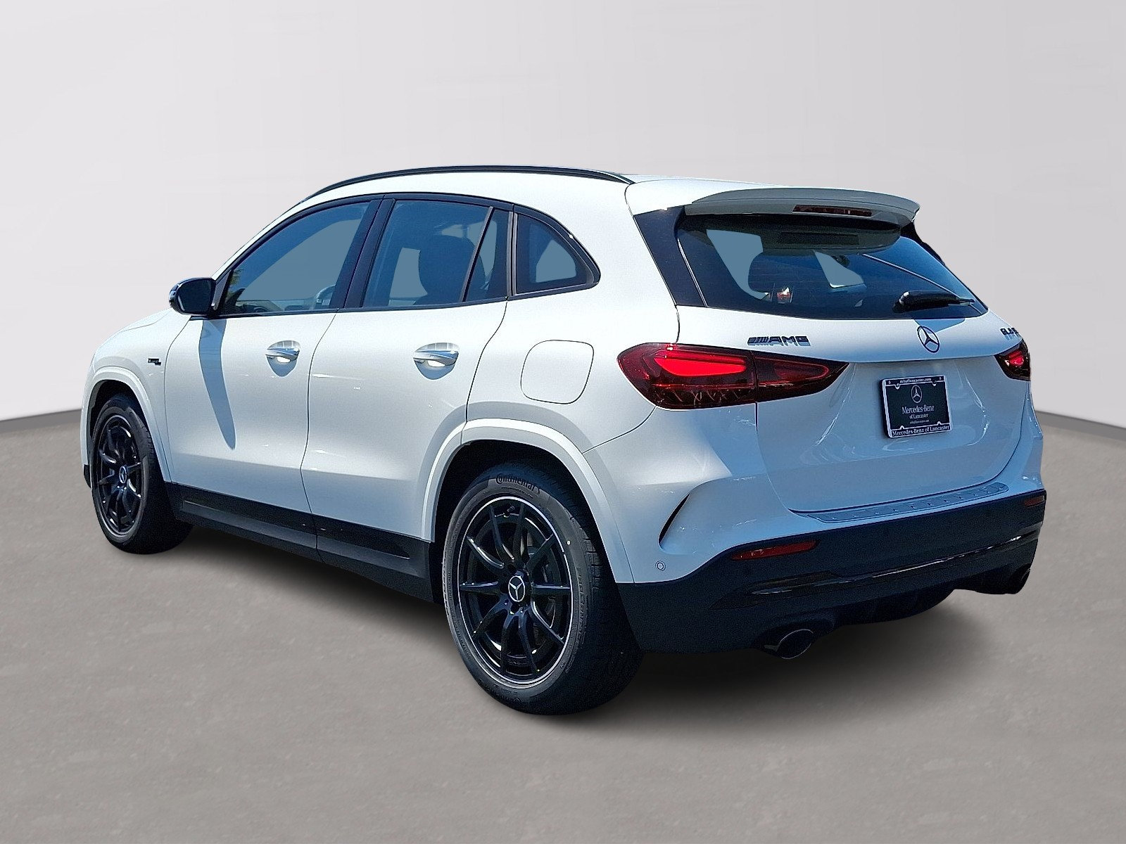 New 2026 Mercedes-Benz GLA 35 AMG 4MATIC image 6