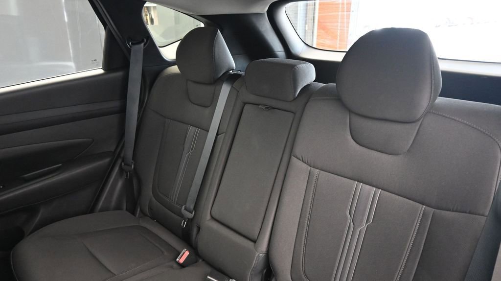 Used 2025 Hyundai Tucson SEL FWD image 20