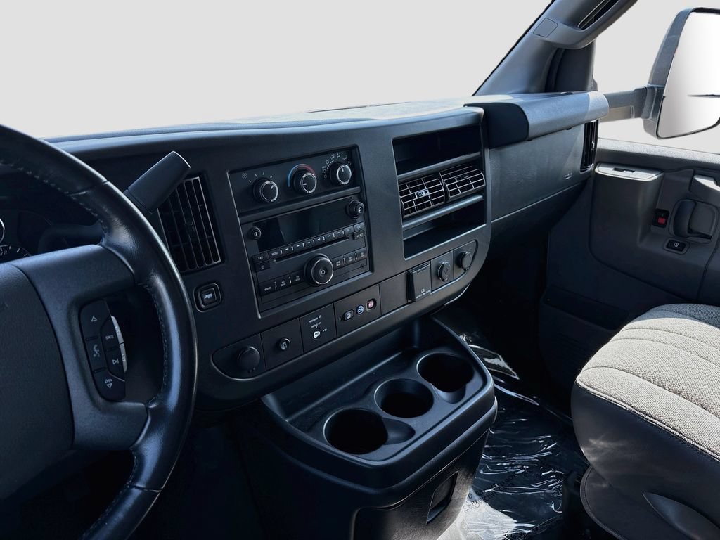 Used 2021 Chevrolet Express 3500 w/ Power Convenience Package RWD image 22