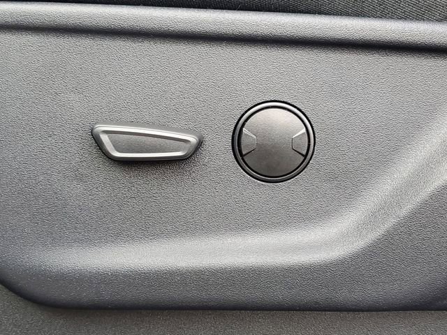 New 2026 Ford F250 XLT image 6