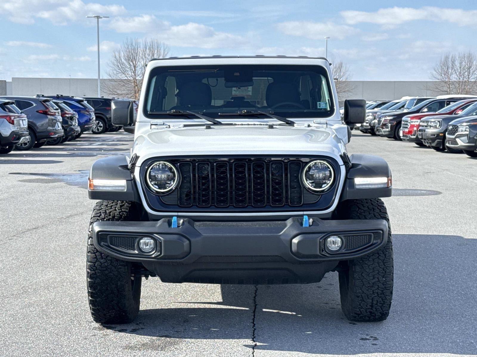 Used 2024 Jeep Wrangler Unlimited image 28