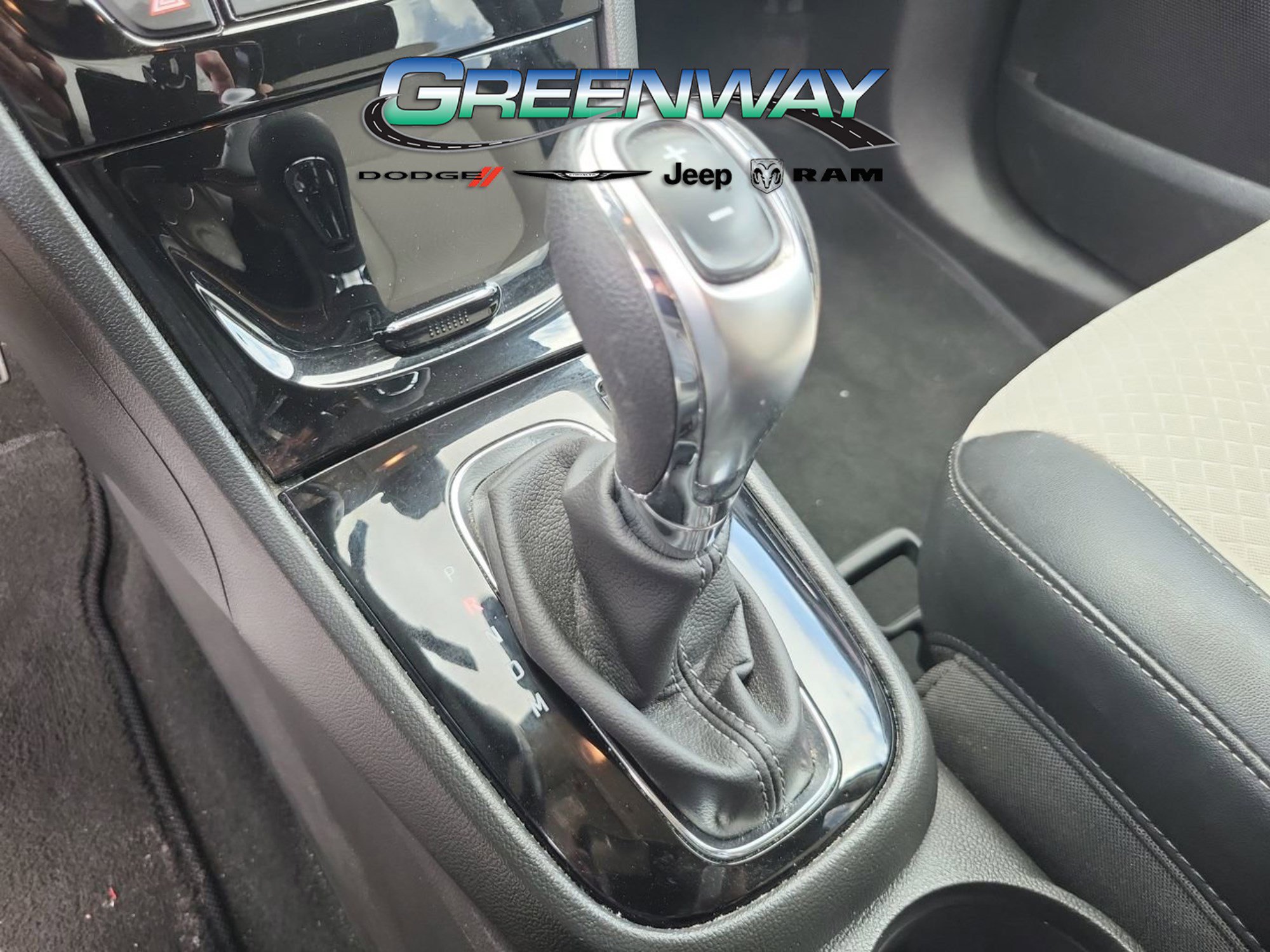 Used 2020 Buick Encore Preferred w/ Safety Package image 19