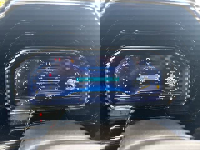 Used 2025 Chevrolet Silverado 1500 LT image 15