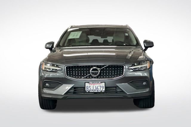 Used 2020 Volvo V60 T5 Cross Country w/ Protection Package Premier AWD/4WD image 10