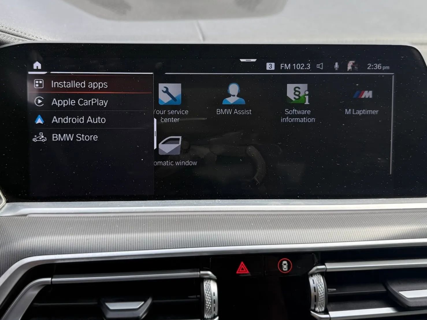 Used 2021 BMW X6 M50i w/ Executive Package image 11