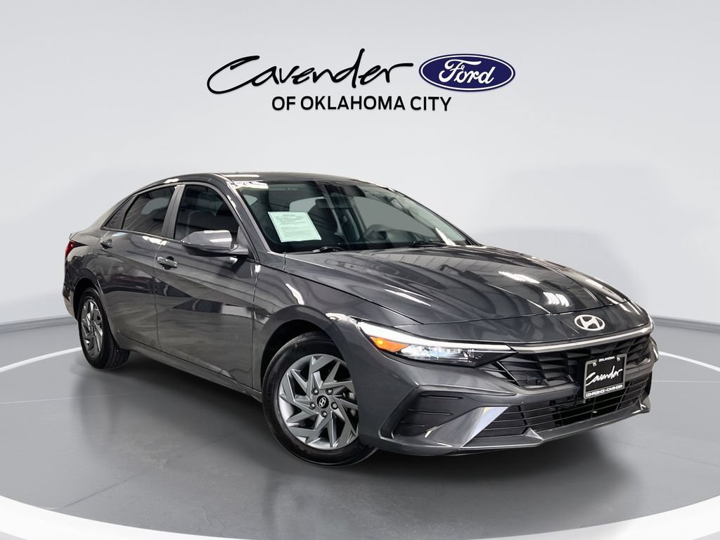 Used 2025 Hyundai Elantra Hybrid