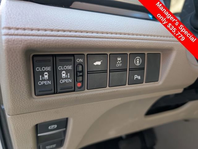 Used 2023 Honda Odyssey Touring image 15