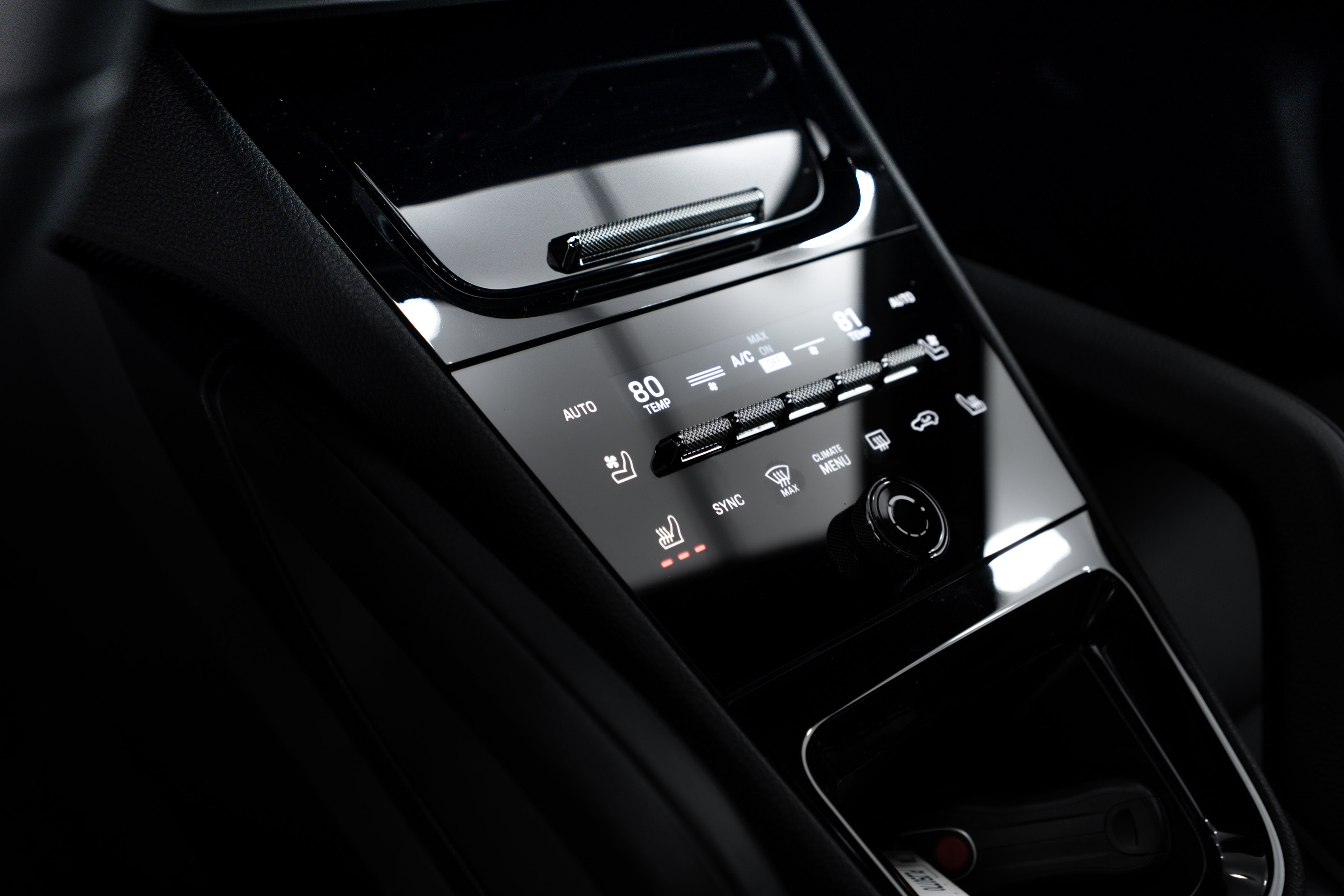 Certified 2025 Porsche Cayenne image 16