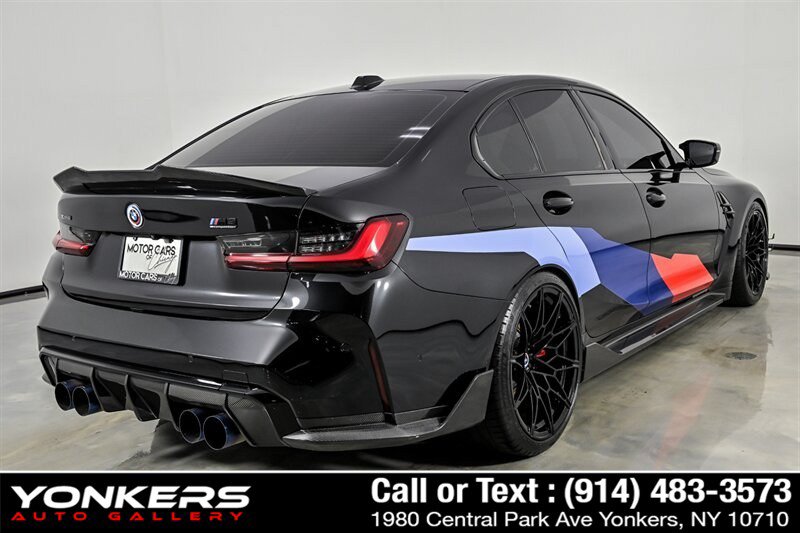 Used 2023 BMW M3 Competition w/ M Carbon Exterior Package AWD/4WD image 5