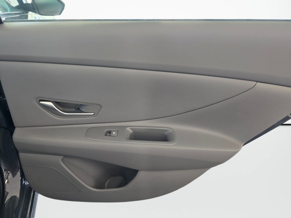 New 2026 Hyundai Elantra SEL Sport Premium FWD image 37