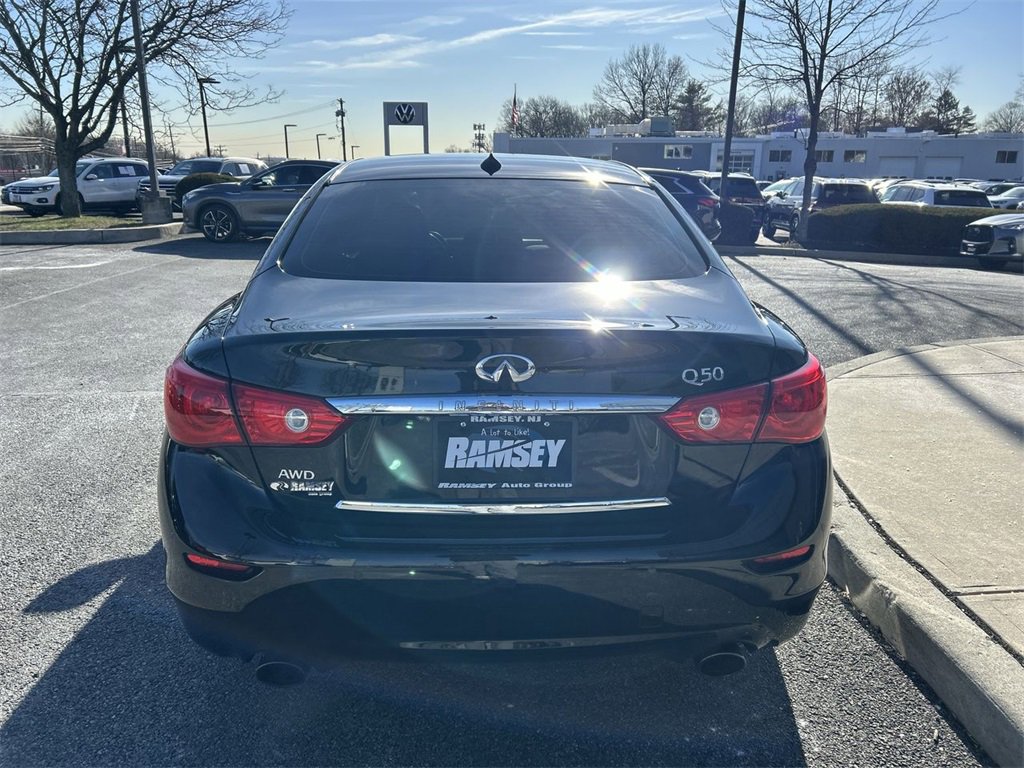 Used 2017 INFINITI Q50 3.0t Premium w/ Driver Assistance Package image 26