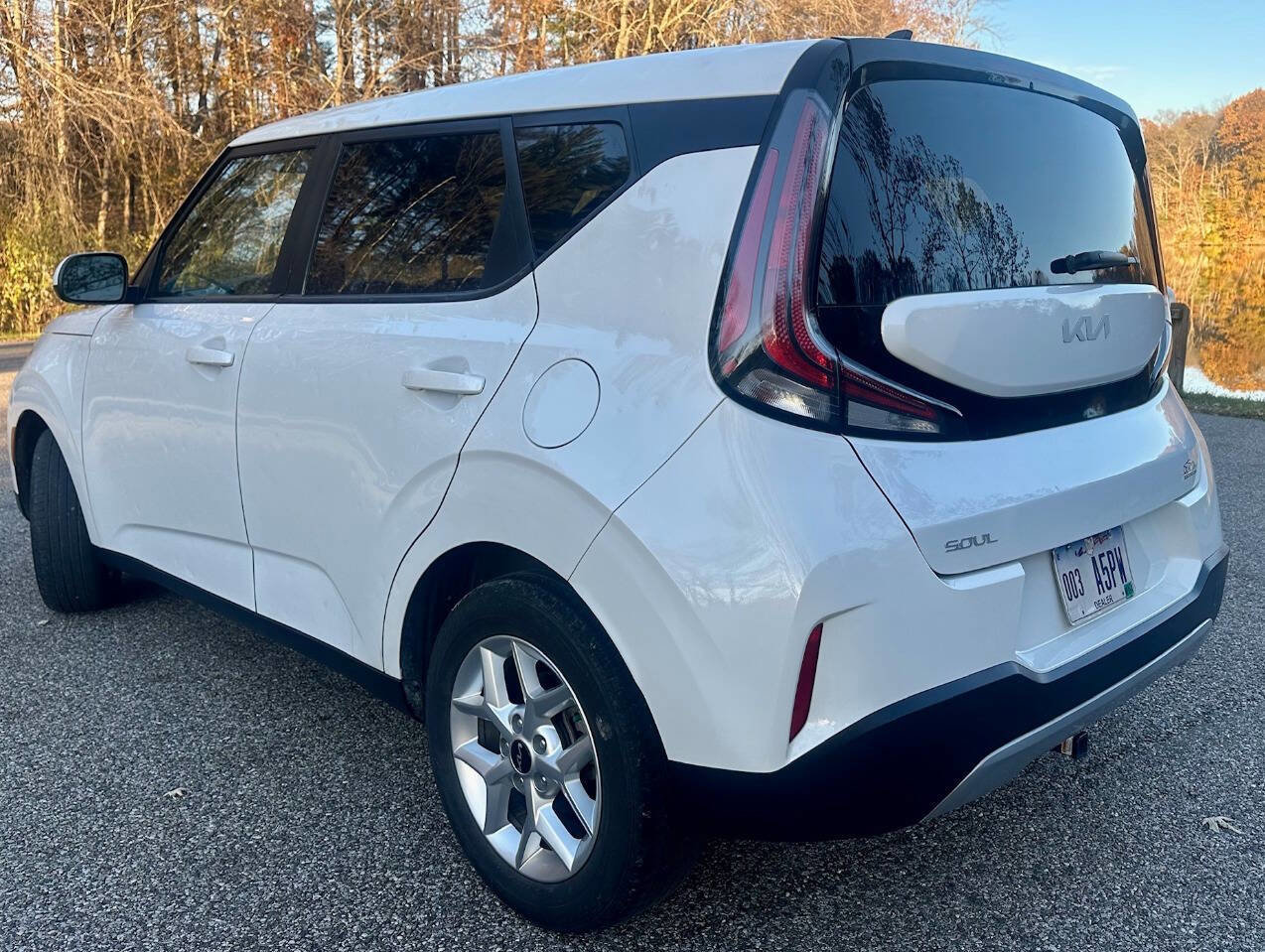 Used 2024 Kia Soul LX w/ Option Group 015 image 4