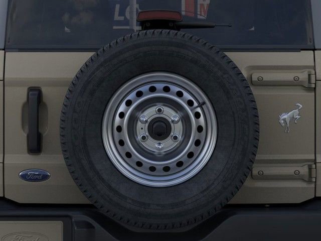 New 2025 Ford Bronco 4-Door image 24