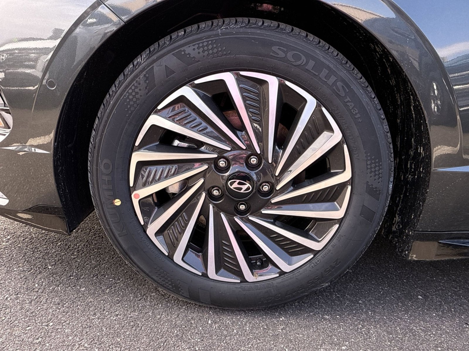 New 2026 Hyundai Sonata Limited image 12