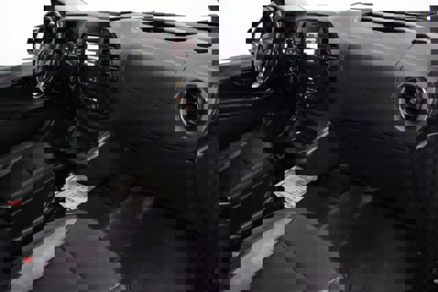 Used 2019 Mercedes-Benz Metris Passenger image 23