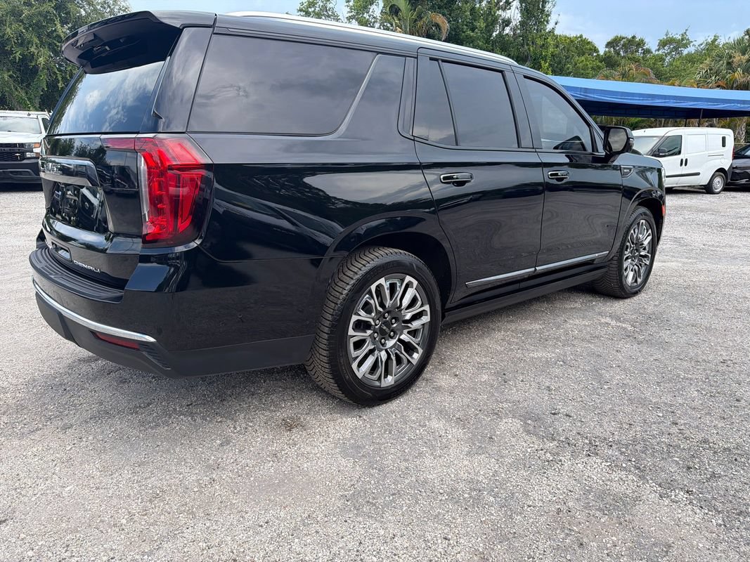 Used 2024 GMC Yukon Denali Ultimate AWD/4WD image 5