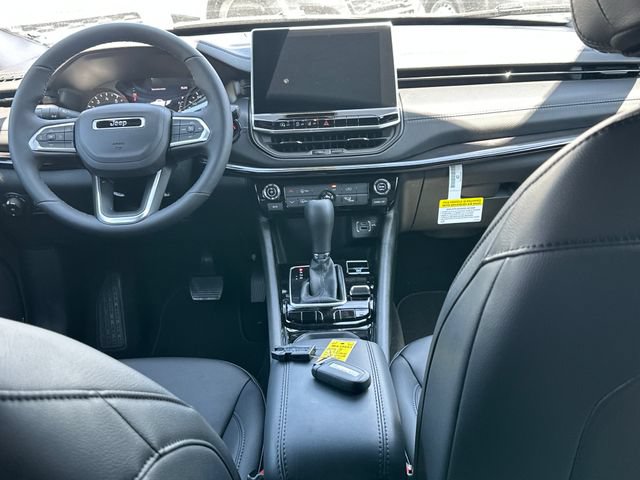 New 2026 Jeep Compass Latitude AWD/4WD image 14