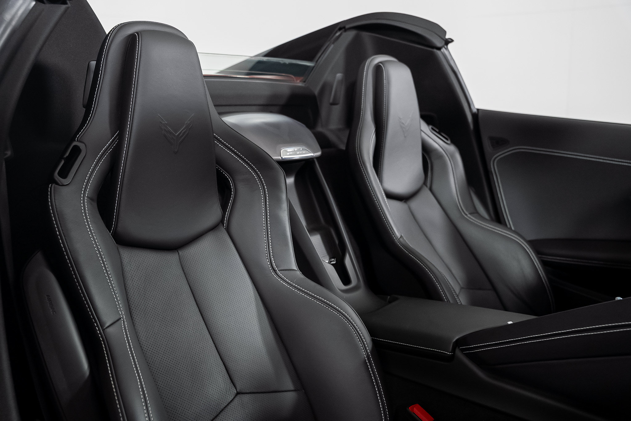 Used 2022 Chevrolet Corvette Stingray Preferred Conv w/ Z51 Performance Package RWD image 39