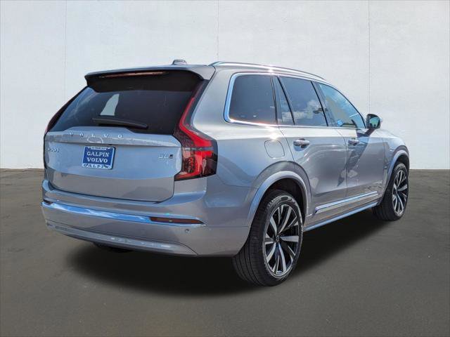 New 2026 Volvo XC90 B6 Core w/ Protection Package Premier image 2