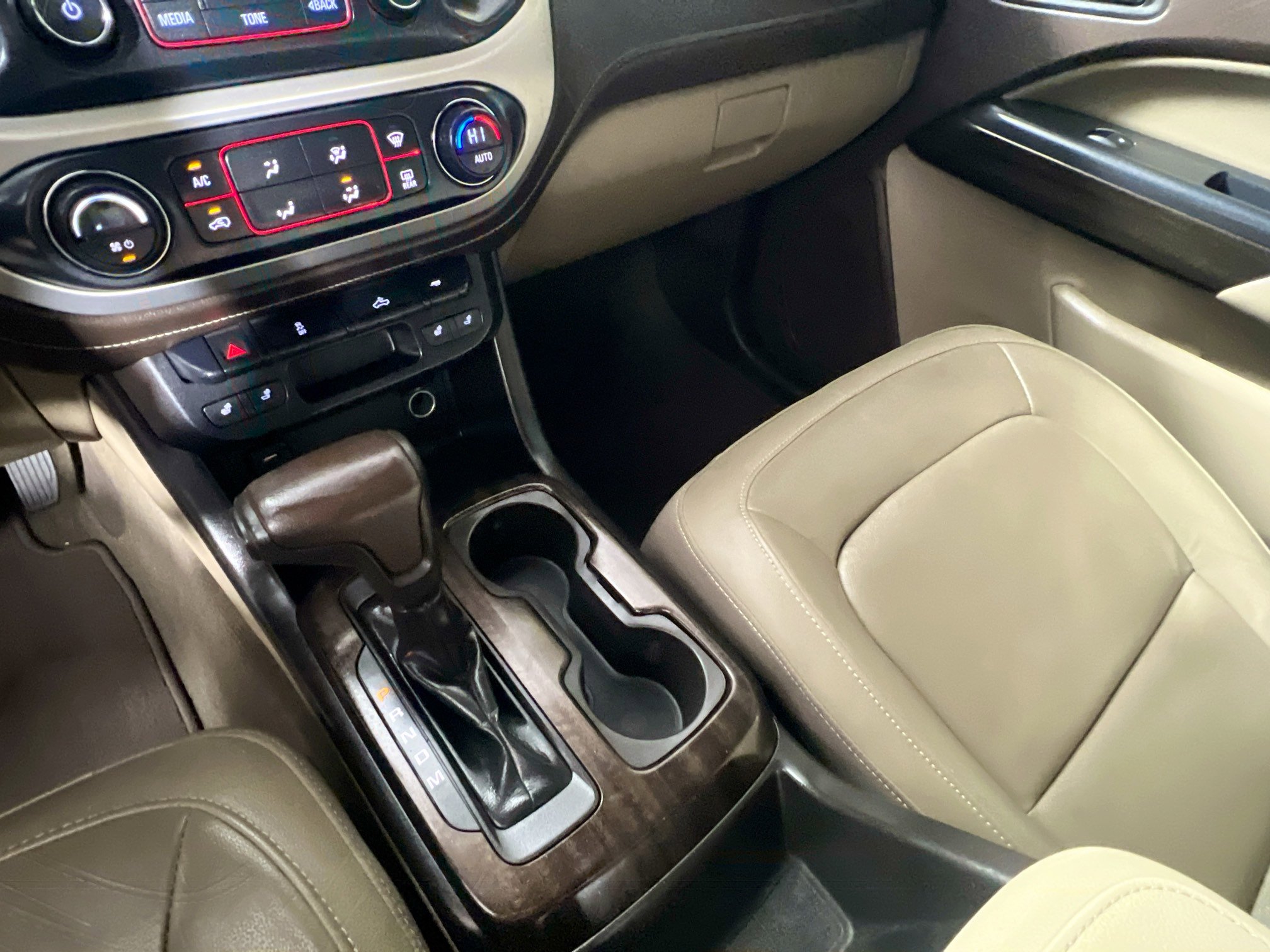 Used 2016 GMC Canyon SLT w/ Trailering Package image 24