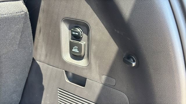 Used 2025 Kia Carnival SX Prestige FWD image 34