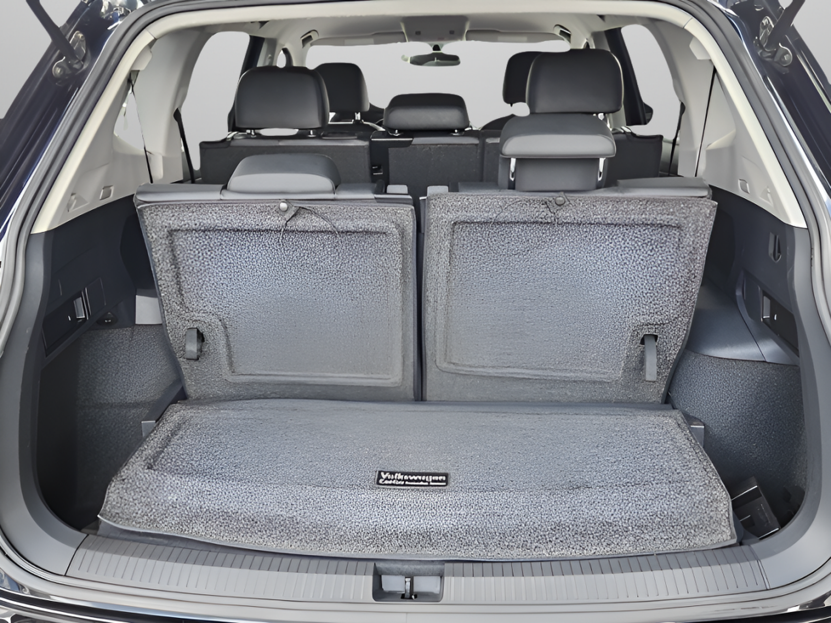 Used 2018 Volkswagen Tiguan S FWD image 26