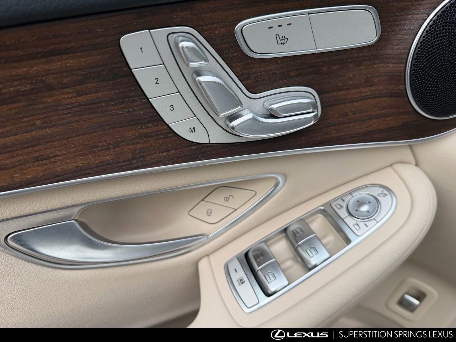 Used 2020 Mercedes-Benz GLC 300 image 22