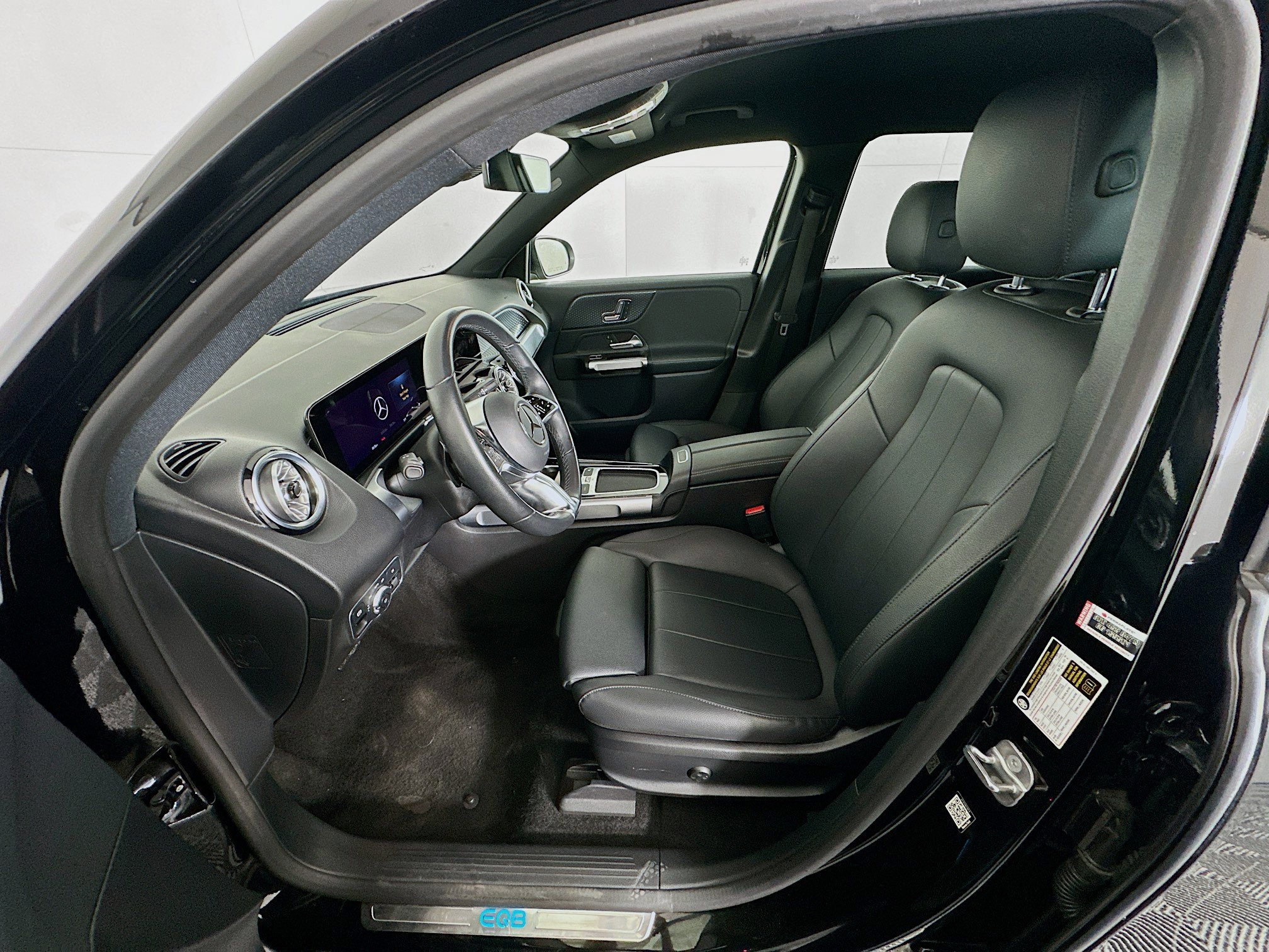 Used 2024 Mercedes-Benz EQB 250+ image 13