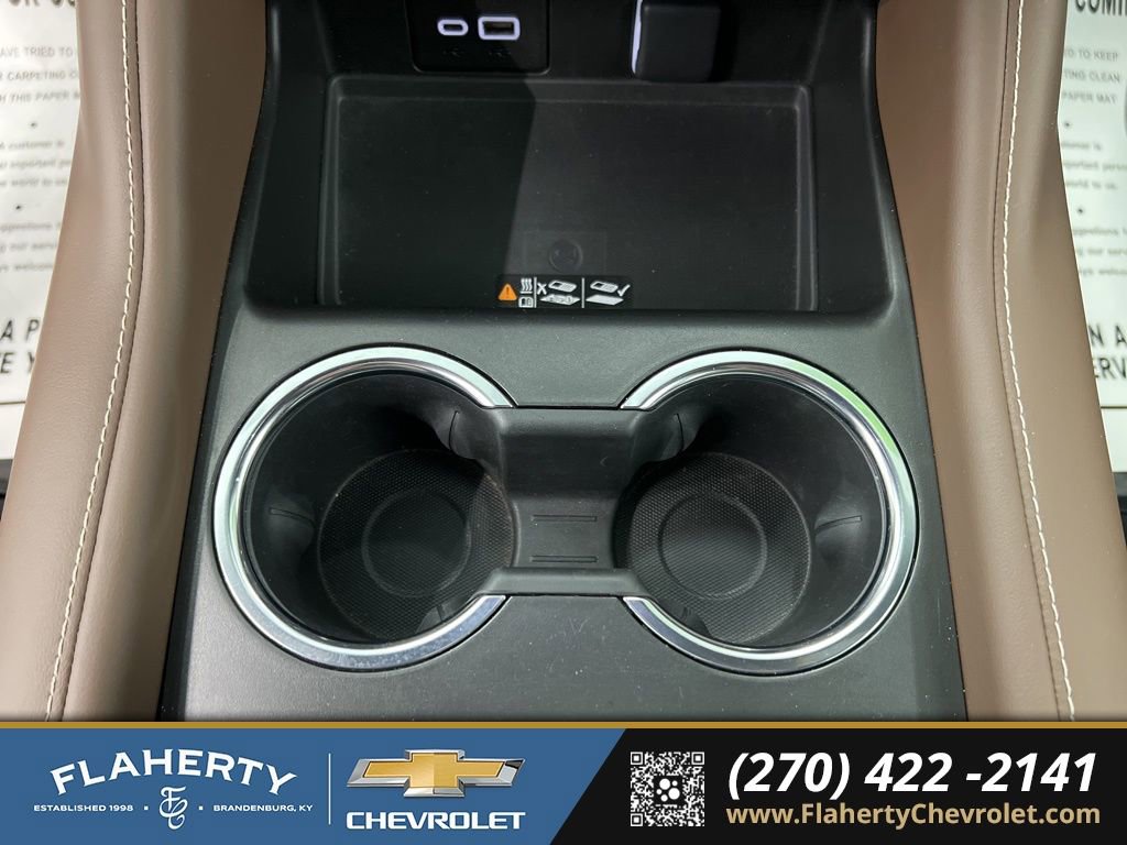 Used 2024 Chevrolet Tahoe High Country image 32