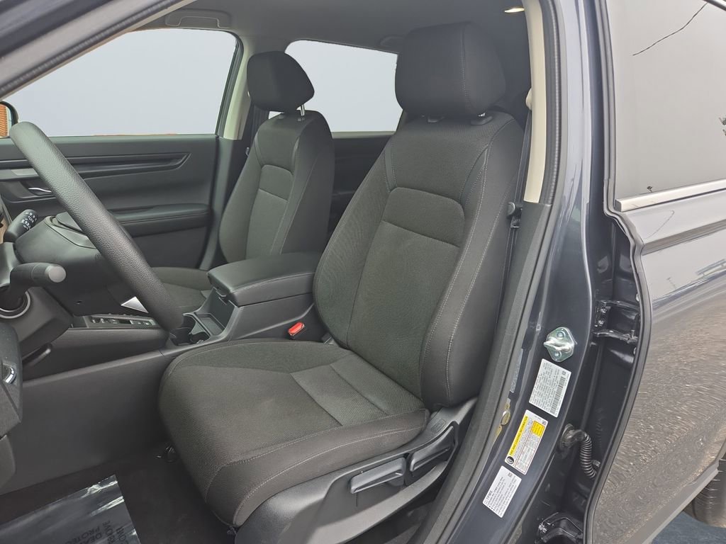Used 2025 Honda CR-V LX image 9
