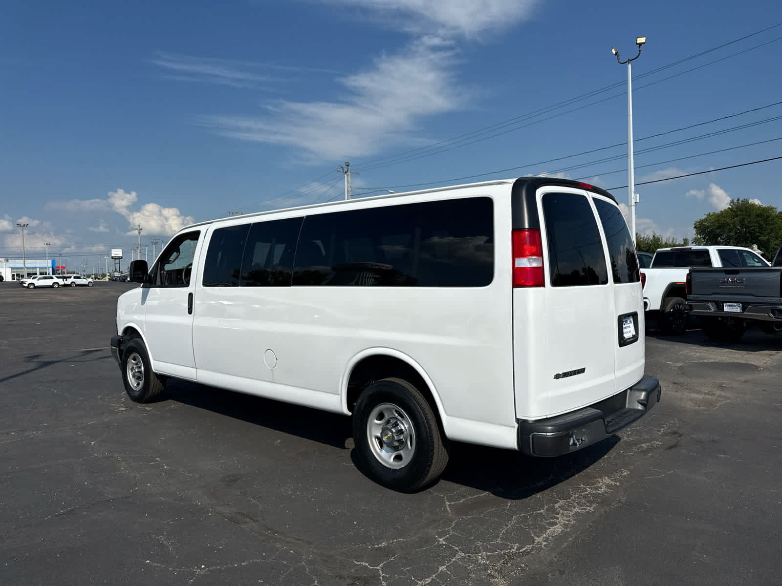 Certified 2024 Chevrolet Express 3500 LT w/ LT Preferred Equipment Group RWD image 3