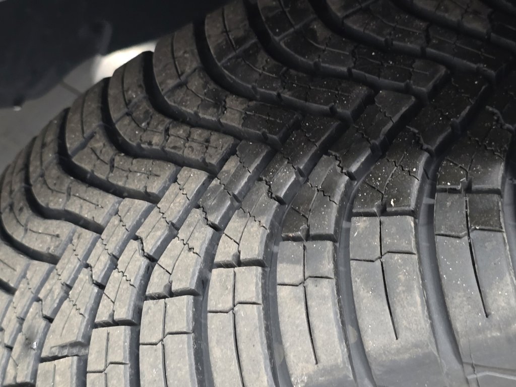 Used 2019 Ford Explorer Sport w/ Equipment Group 401A image 11