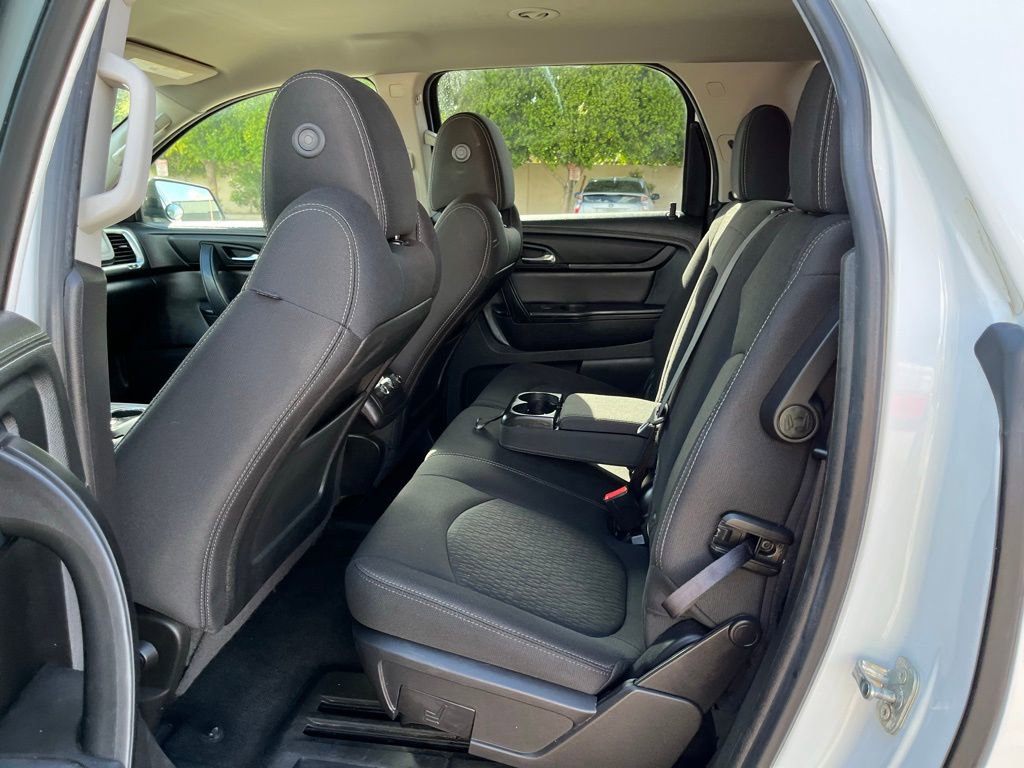 Used 2016 GMC Acadia SLE image 22