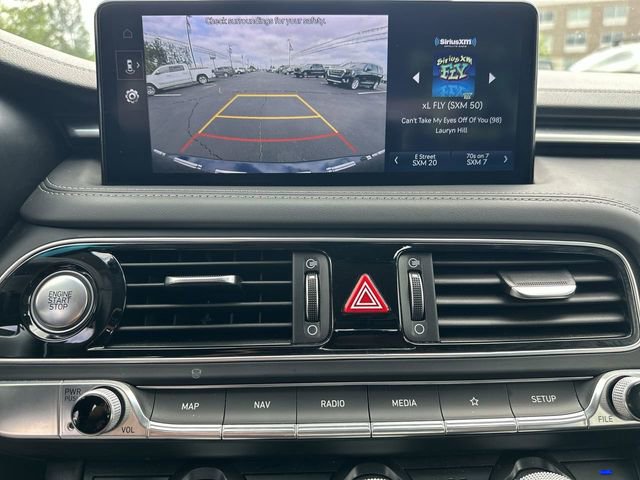 Used 2023 Genesis G70 2.0T image 15