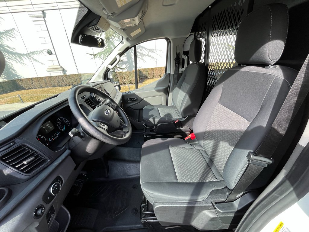 Used 2024 Ford Transit 250 Low Roof w/ Exterior Upgrade Package image 17