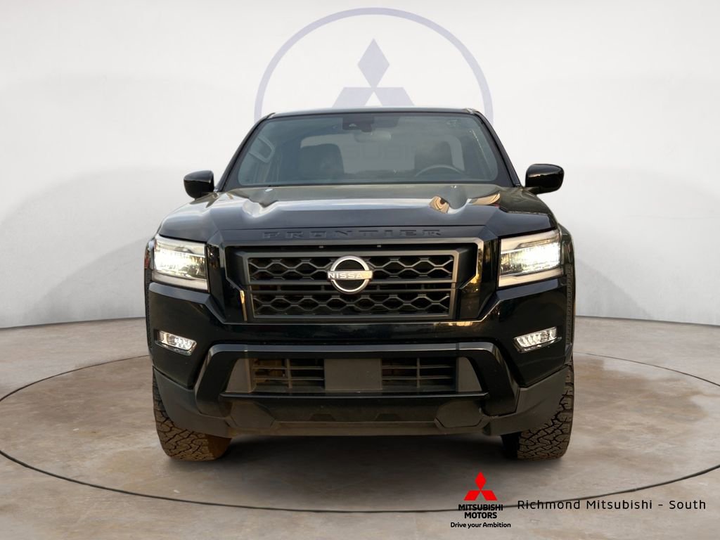 Used 2023 Nissan Frontier SV w/ Midnight Edition Package image 8