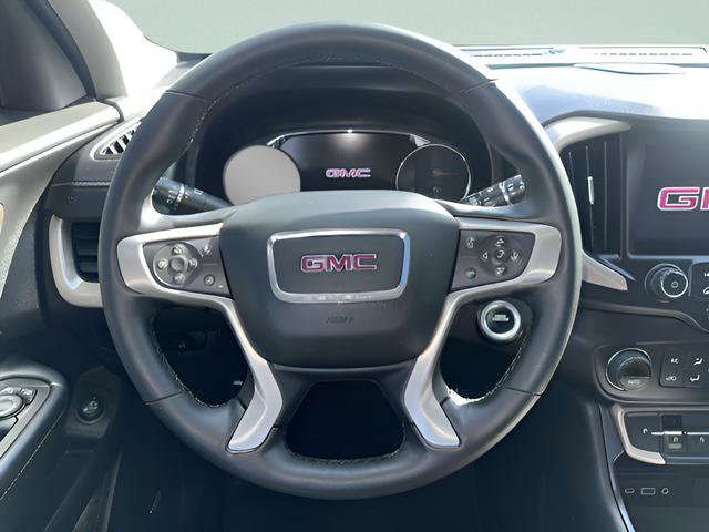 Used 2024 GMC Terrain Denali w/ Black Diamond Edition image 10
