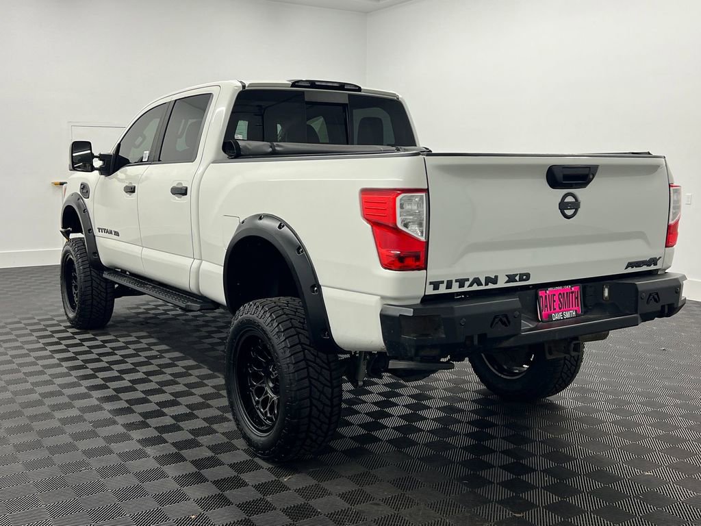 Used 2017 Nissan Titan Platinum Reserve image 3