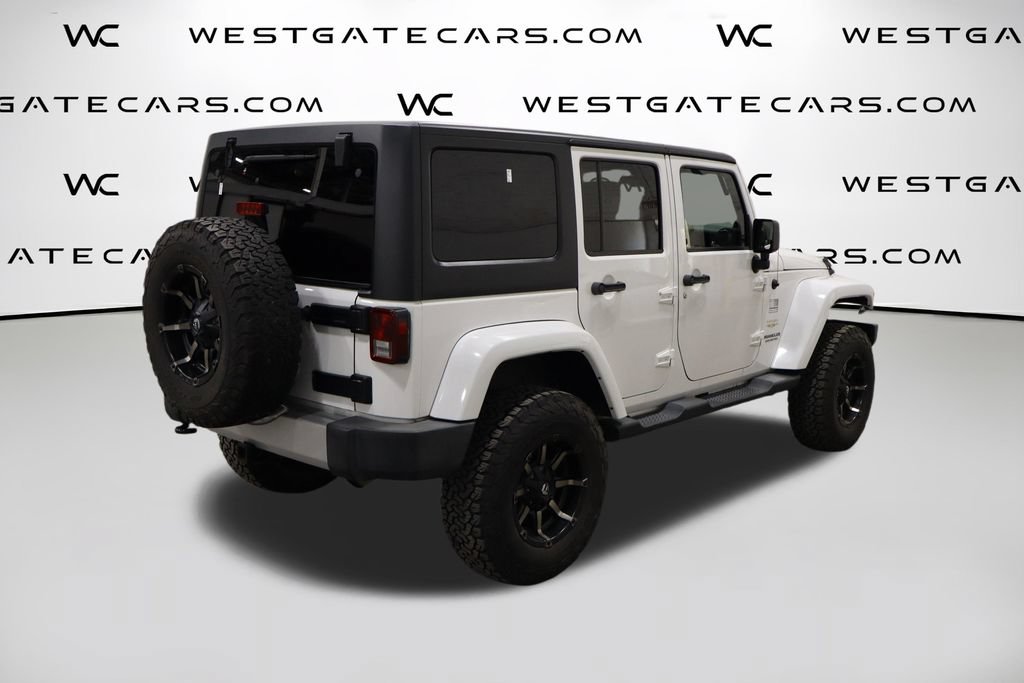 Used 2012 Jeep Wrangler Unlimited Sahara w/ Max Tow Pkg AWD/4WD image 39