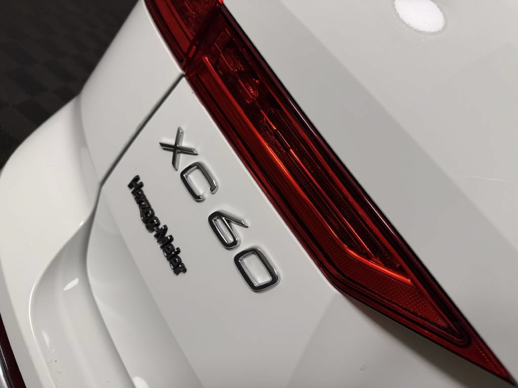 Used 2019 Volvo XC60 T6 Inscription AWD/4WD image 14