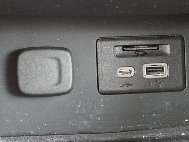 Used 2023 GMC Acadia AT4 w/ Trailering Package image 6