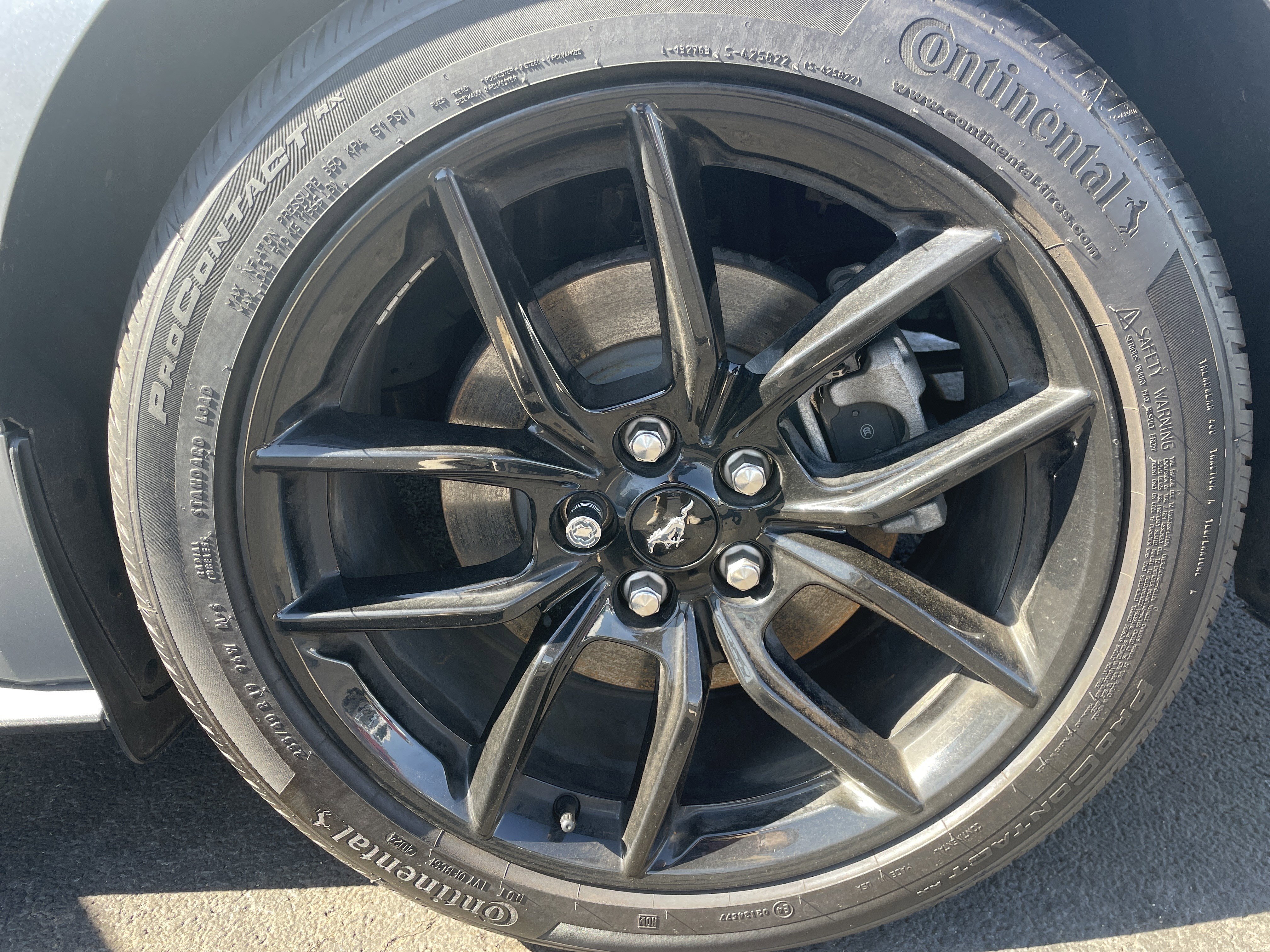 Used 2025 Ford Mustang Premium image 18