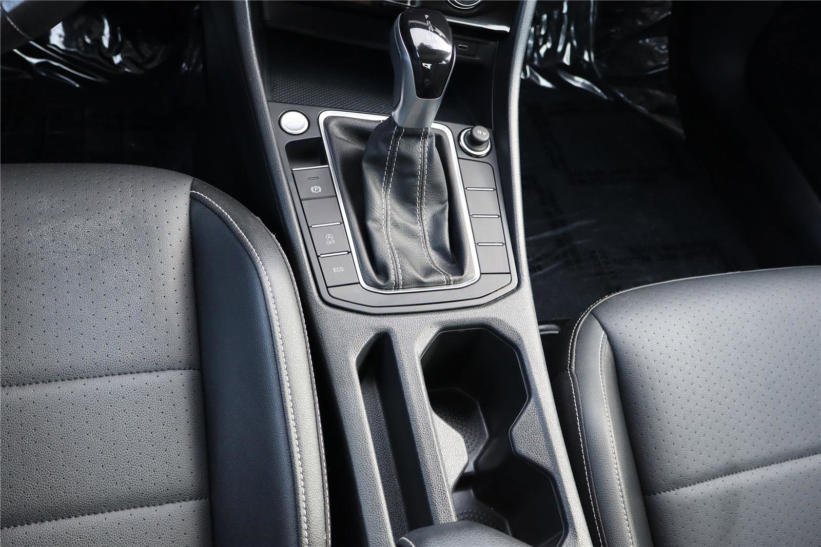 Used 2022 Volkswagen Jetta SE image 22