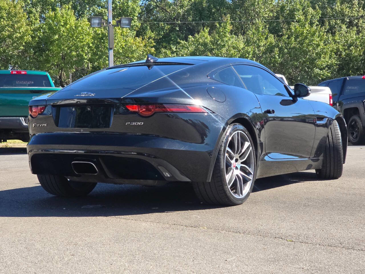 Used 2019 Jaguar F-TYPE P300 2dr Coupe image 16