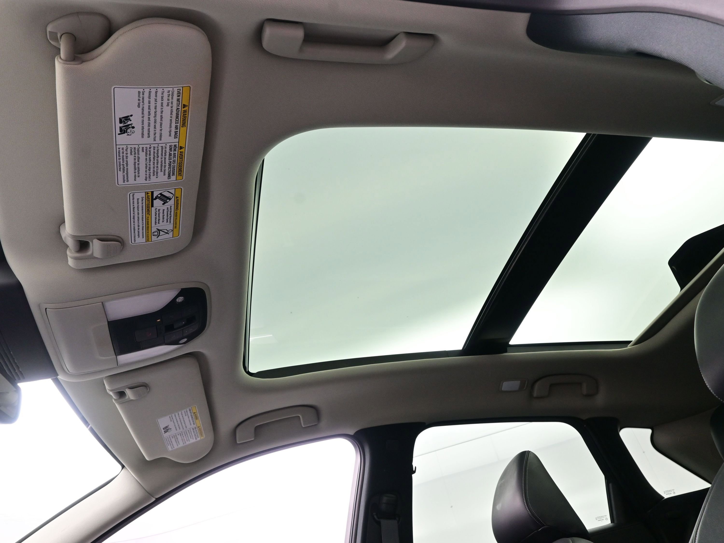 Used 2019 INFINITI QX50 Essential w/ Premium Heat Package image 18