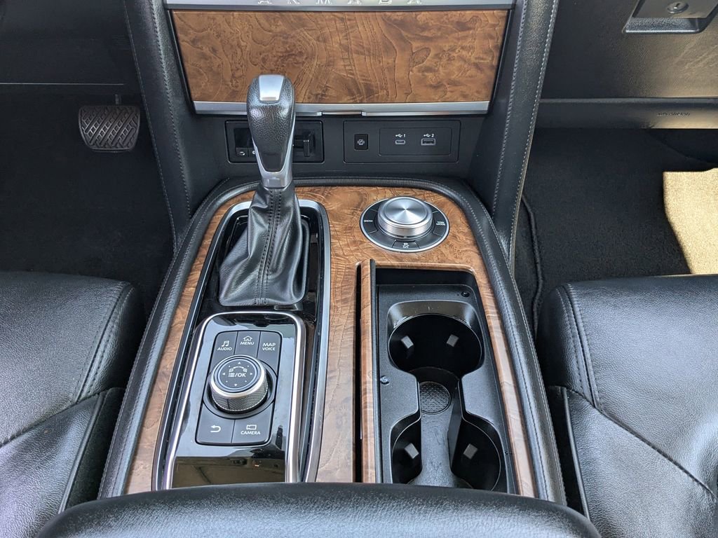 Used 2023 Nissan Armada SL w/ Captain's Chairs Package image 19