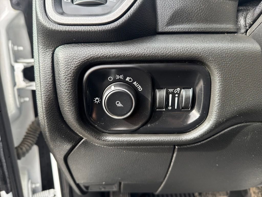 Used 2020 RAM 2500 Tradesman w/ Protection Group image 14