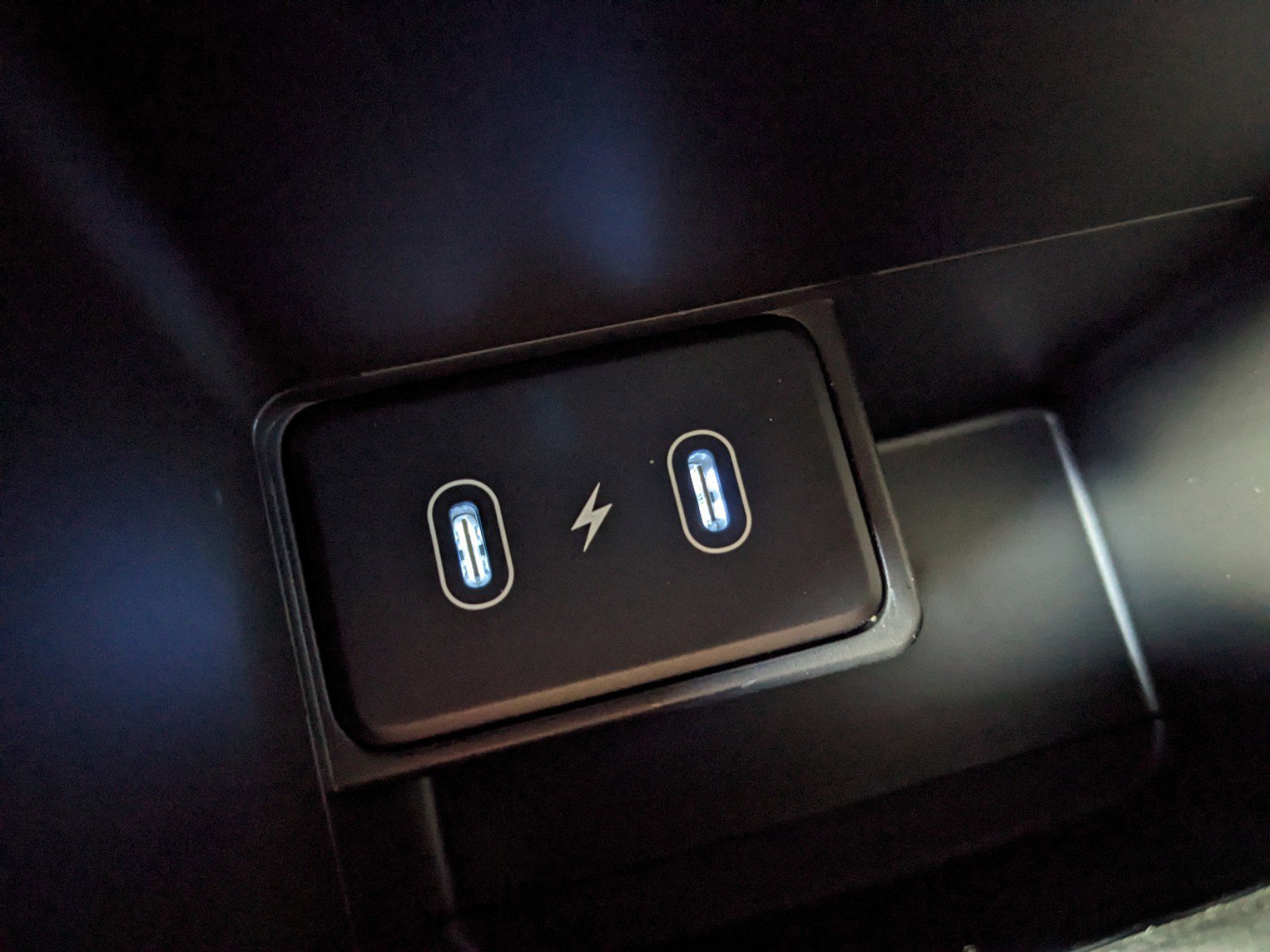 Used 2025 Hyundai Kona SEL image 34